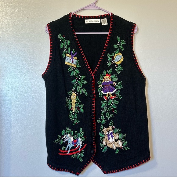 Victoria Jones Woman Sweaters - Victoria Jones Womens VTG 90s Christmas Sweater Vest Sz Med Beaded Embroidery